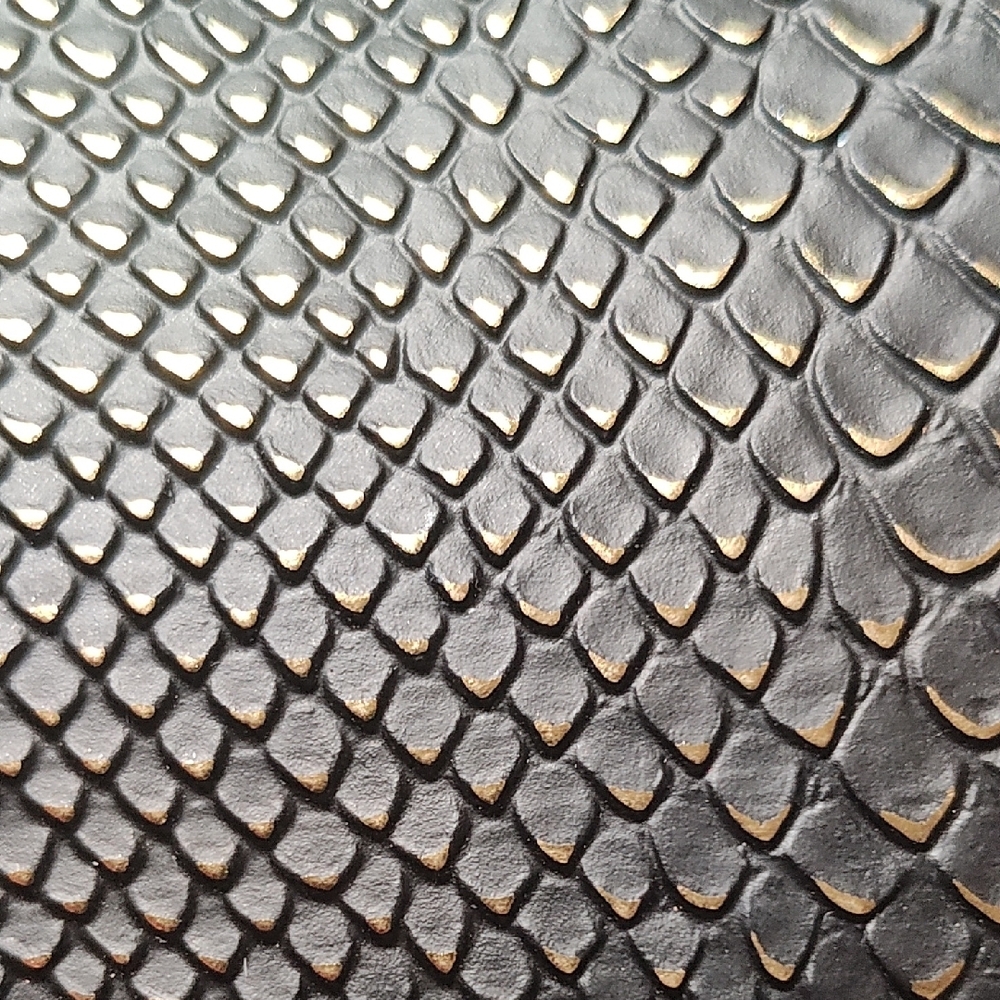 Sophisticated Black Anne Klein Textured Tote with Gold Hardware. - Picture 3 of 12
